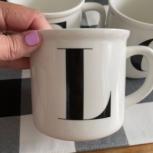 Pottery Barn NWOT Alphabet Mug “L”